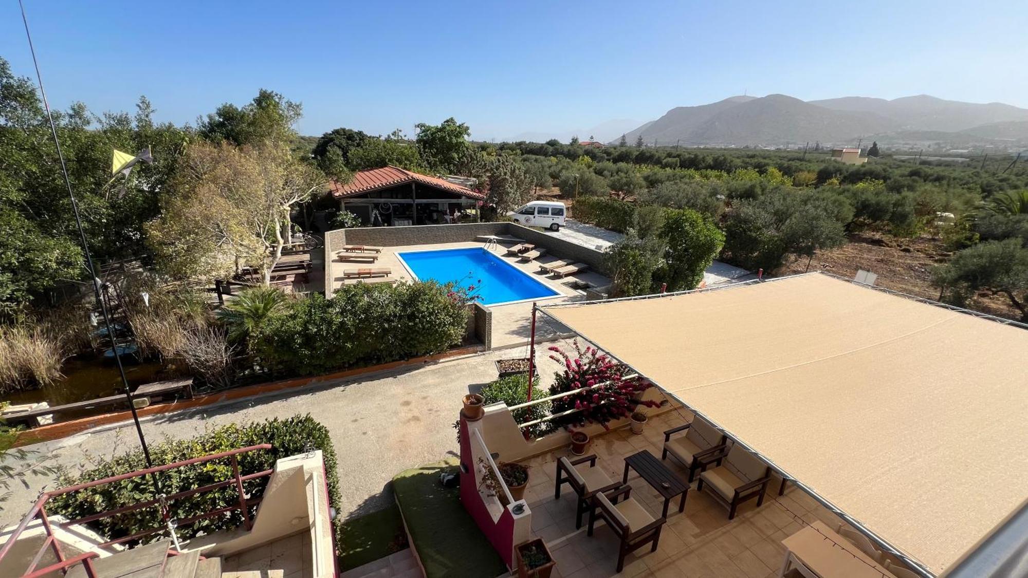 Arion Stables & Apartments Chersonissos Buitenkant foto