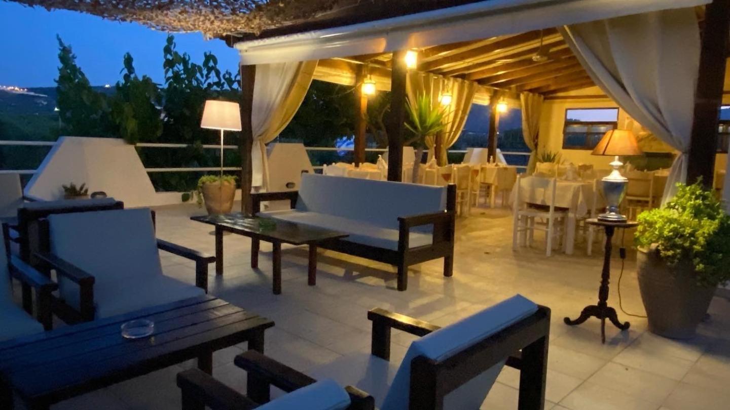 Arion Stables & Apartments Chersonissos Kamer foto